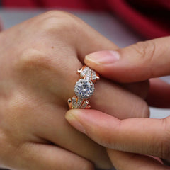 Stylish Two-Tone Zirconia Inlaid Ring