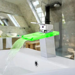 "All-Copper Single Hole Basin Faucet Waterfall Design"